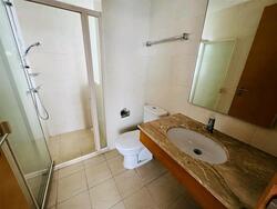 The Lakeshore (D22), Condominium #551396651